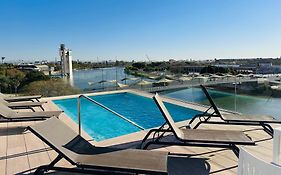 Ribera De Triana Hotel